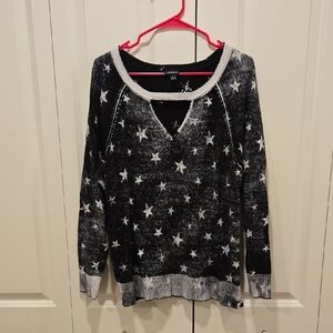 Torrid Black and White Star Sweater 2X